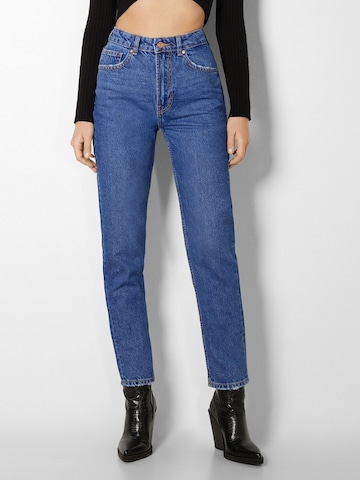 Bershka Regular Jeans in Blue: front