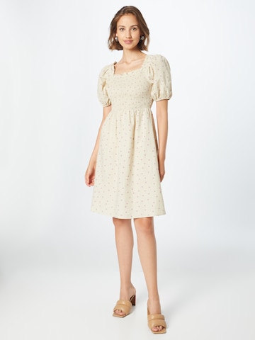 Robe 'Reece' modström en beige : devant