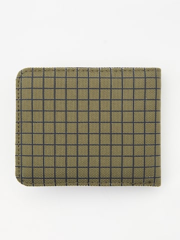 Pull&Bear Wallet in Green