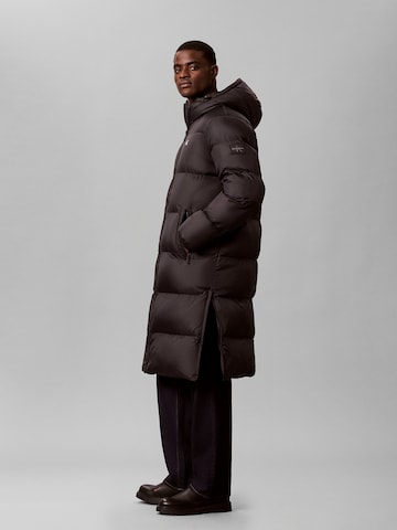 Regular Manteau d’hiver Calvin Klein Jeans en noir