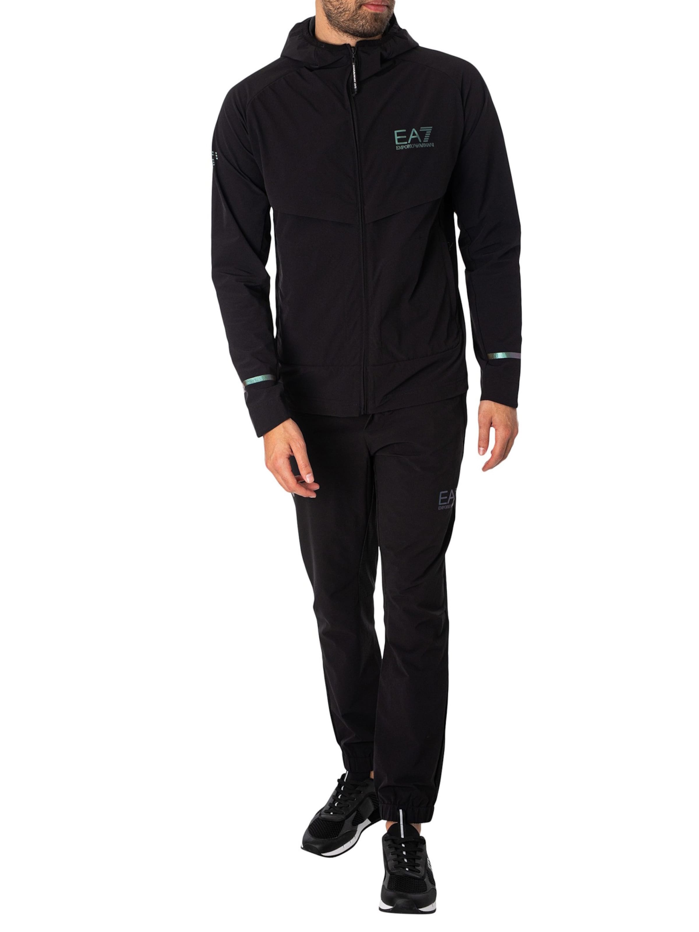 EA7 Emporio Armani Яке за трениране в черно
