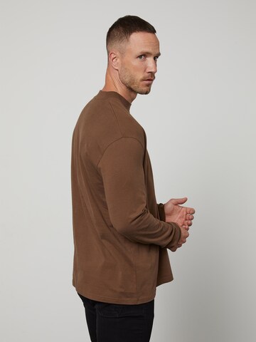 DAN FOX APPAREL - Camiseta 'Peer' en marrón