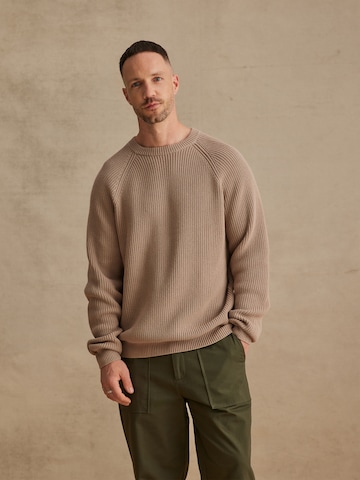 DAN FOX APPAREL Sweater 'Markus' in Grey: front