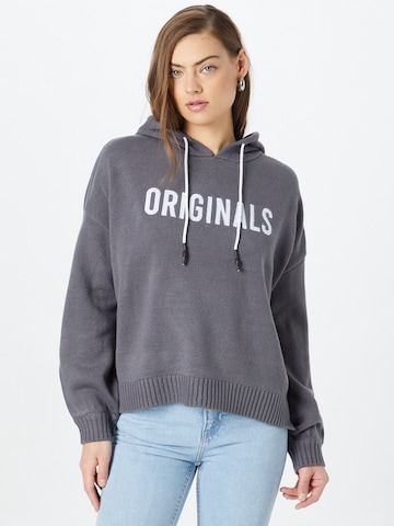 Missguided Sweater in Grey: front