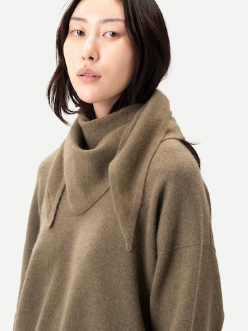GOBI Cashmere Kaulaliina 'Unisex Triangular Cashmere Scarf' värissä vihreä: etupuoli