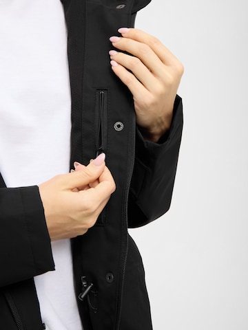 Derbe Raincoat in Black