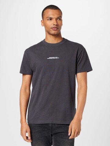 Abercrombie & Fitch Футболка 'GETAWAY' в Черный: спереди