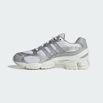 Baskets basses 'Ozweego Pro' ADIDAS ORIGINALS en blanc