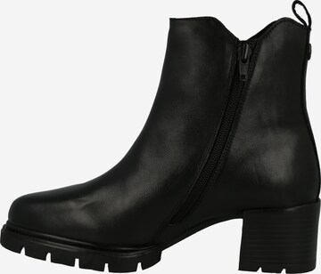 Bottines 'Yamila' TT. BAGATT en noir