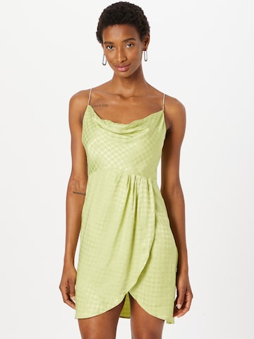 Warehouse Коктейльное платье в Зеленый: спереди