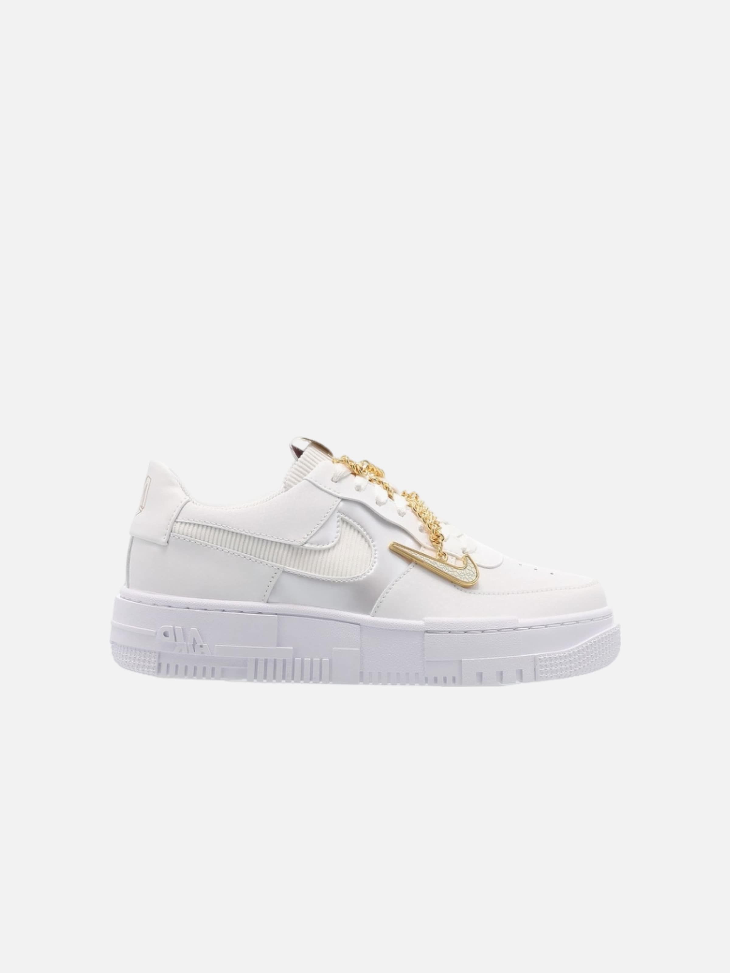 Sneaker bassa 'Air Force 1' di NIKE in bianco: frontale