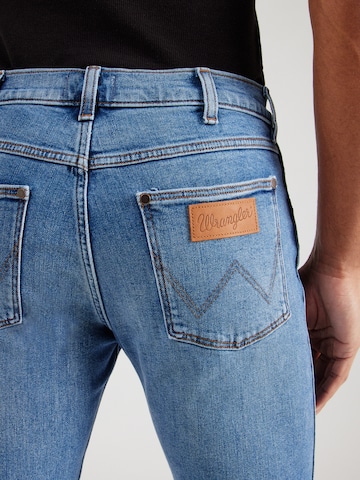 Coupe slim Jean 'LARSTON' WRANGLER en bleu