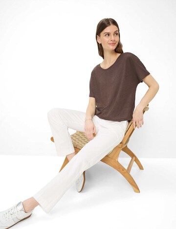 BRAX Slimfit Bandplooibroek ' Madison ' in Wit: voorkant