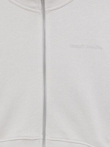 Hanorac de la Pull&Bear pe gri