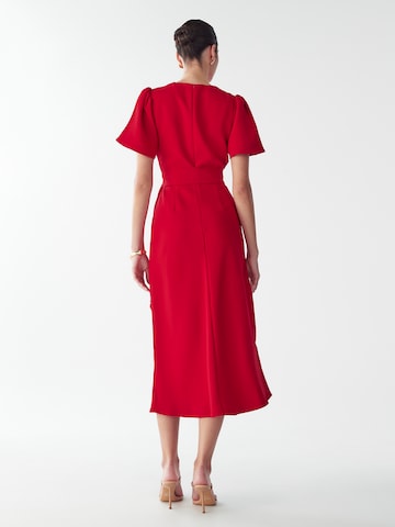 Abito 'Bessi' di Willa in rosso: dietro
