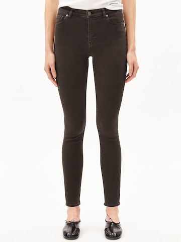 ARMEDANGELS Skinny Jeans 'TILLAA' in Brown: front