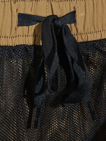 HALO Loose fit Pants in Brown