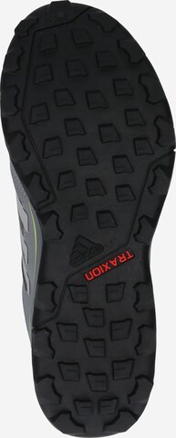 ADIDAS TERREX Półbuty 'Tracerocker 2.0' w kolorze szary