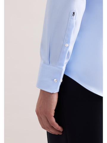 Coupe regular Chemise business 'Classic Essentials' SEIDENSTICKER en bleu