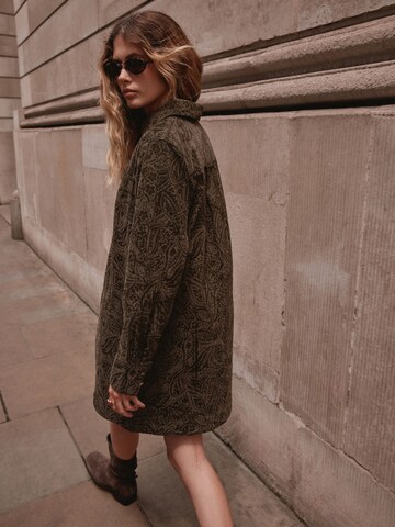 Next - Vestido camisero en verde