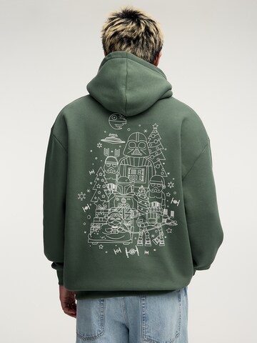 Pull&Bear Sweatshirt in Grün: Vorderseite
