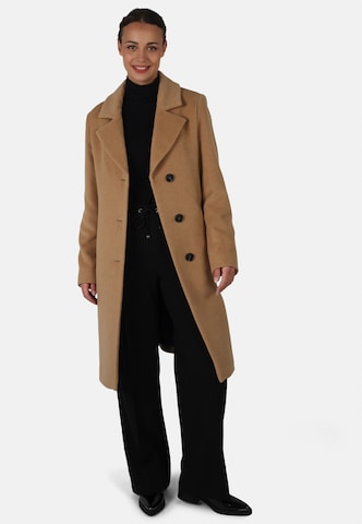 Fuchs Schmitt Between-Seasons Coat in Beige: front