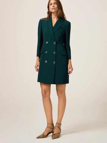 Robe oltre en vert : devant