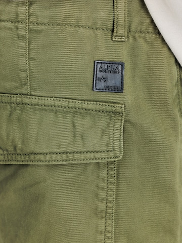ALPHA INDUSTRIES Tapered Cargobyxa 'Tactical' i grön