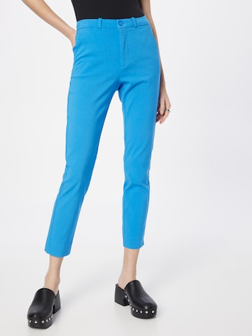 Coupe slim Pantalon chino 'SOLVEJ' Freequent en bleu : devant