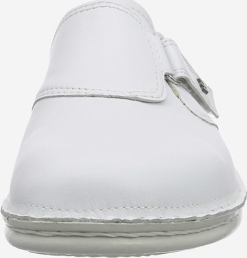 Finn Comfort Clogs in White