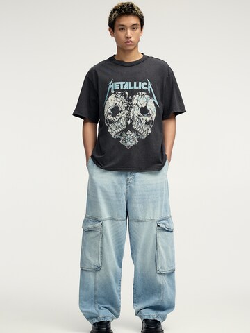 Pull&Bear Тениска в сиво