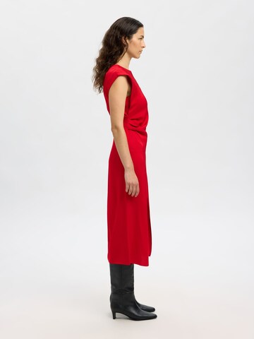 SELECTED Kjole i rød