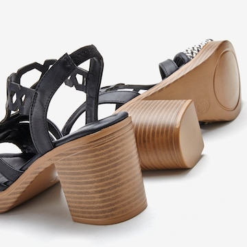 LASCANA Sandals in Black