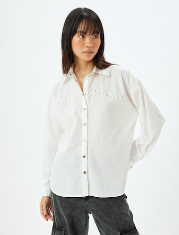 Koton Blouse in White: front