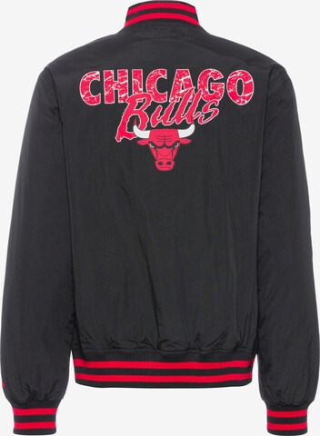 NEW ERA Between-Season Jacket 'Chicago Bulls' in Black