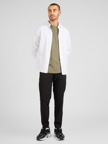 Calvin Klein Jeans Тениска в зелено