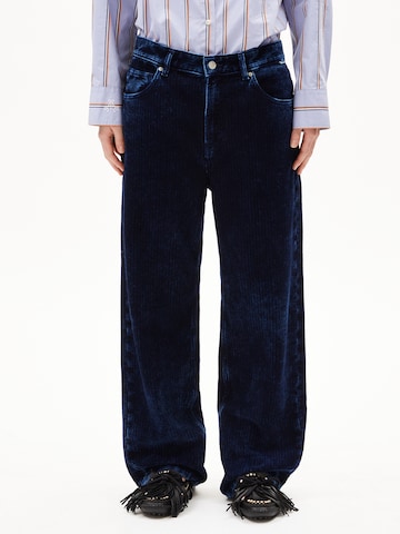 Loosefit Pantalon ARMEDANGELS en bleu : devant
