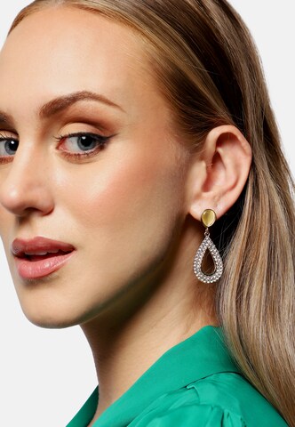SOHI Ohrringe 'Adina' in Gold: Vorderseite