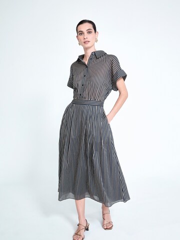 Lola Casademunt Kleid in Schwarz: Vorderseite