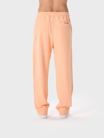 Ossy Homer Loosefit Sporthose '450 GSM Heavy Cotton' in Orange