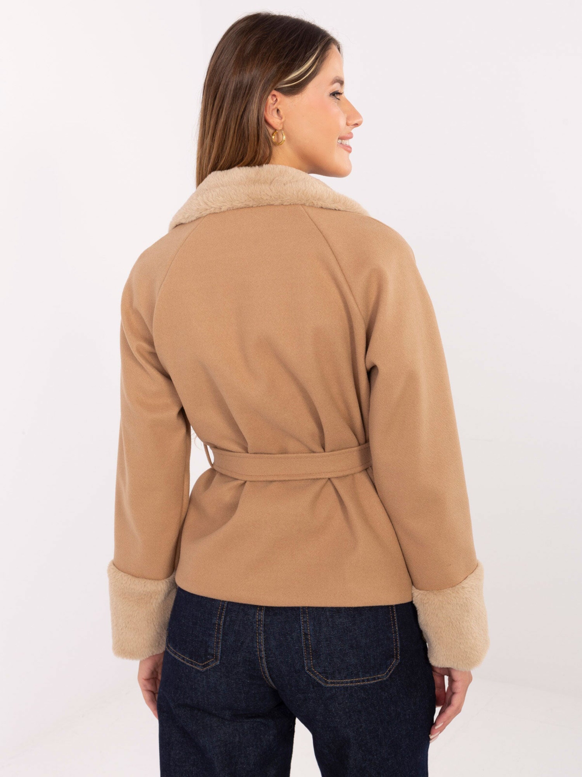 Madnezz House Tussenjas in Beige