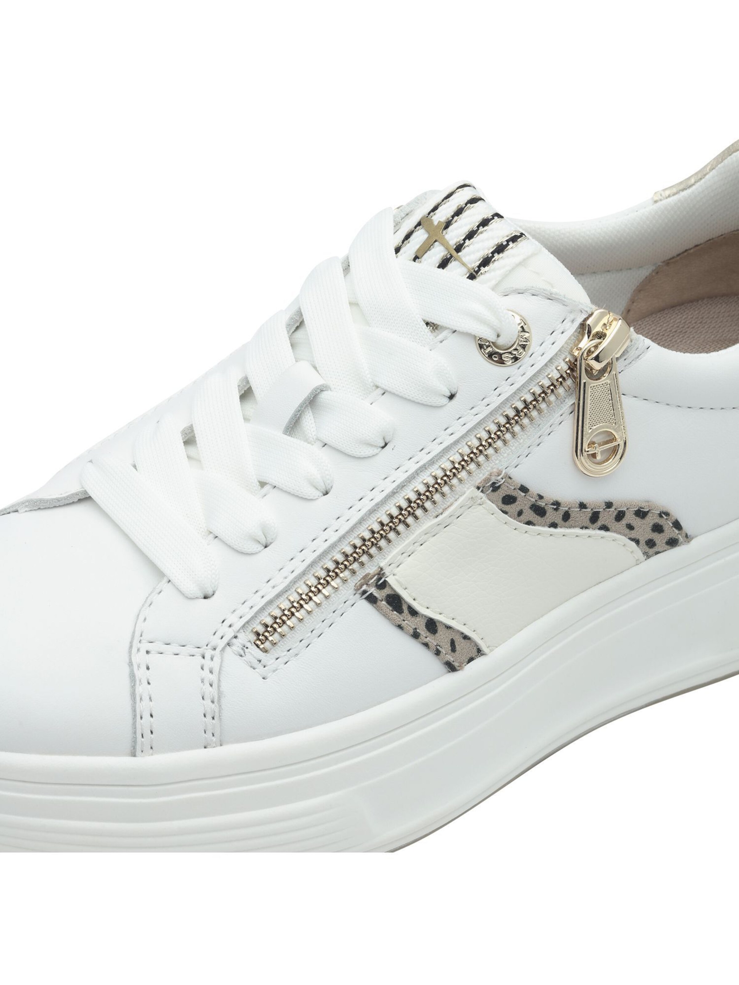 Baskets basses Tamaris en blanc