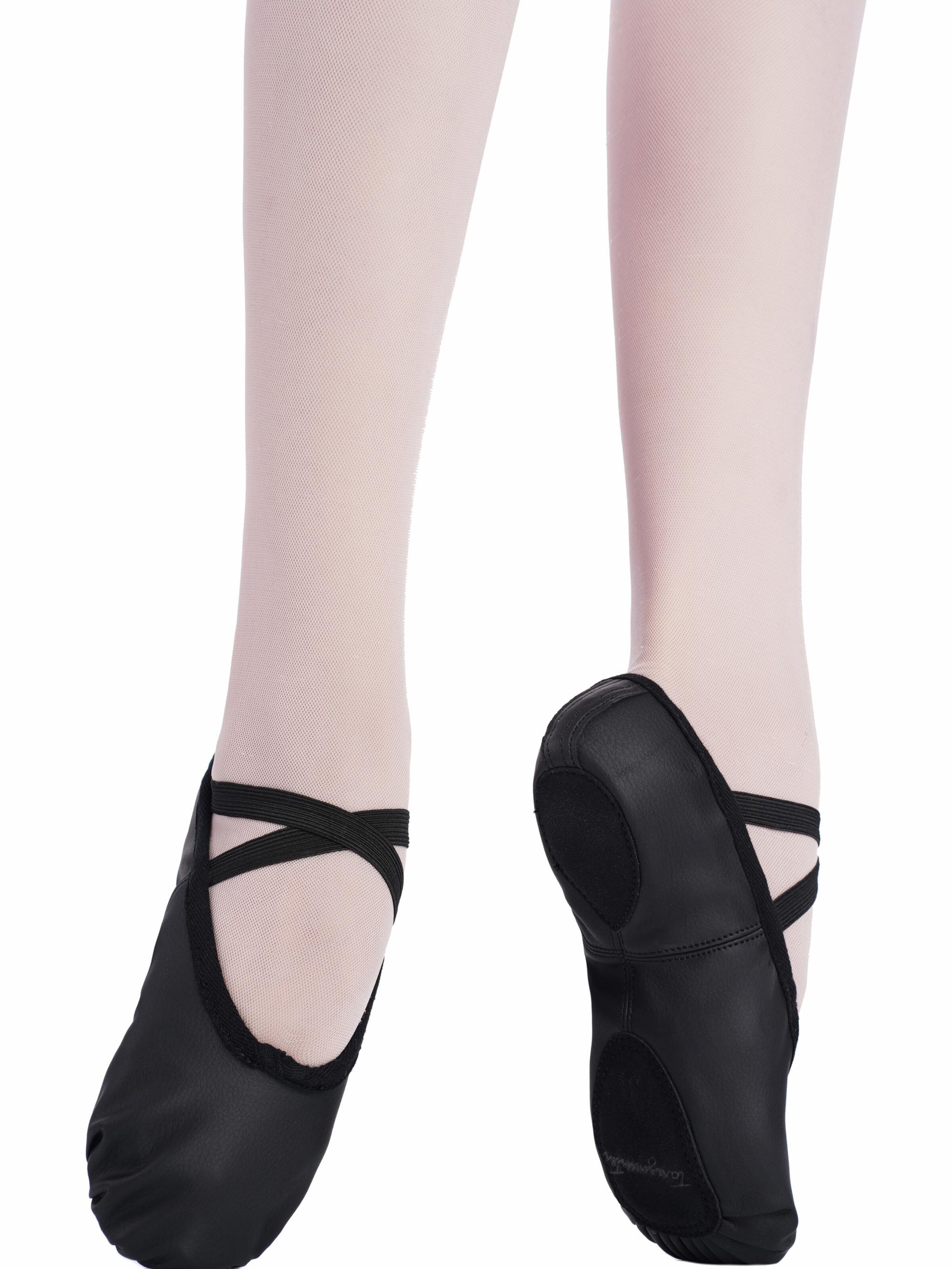 Tanzmuster Athletic Shoes 'Quinn' in Black