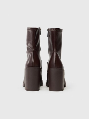 STEVE MADDEN Μποτάκι 'Mesmerize' σε καφέ