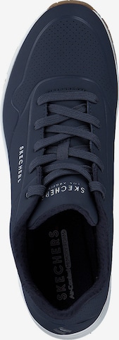 Baskets basses SKECHERS en bleu