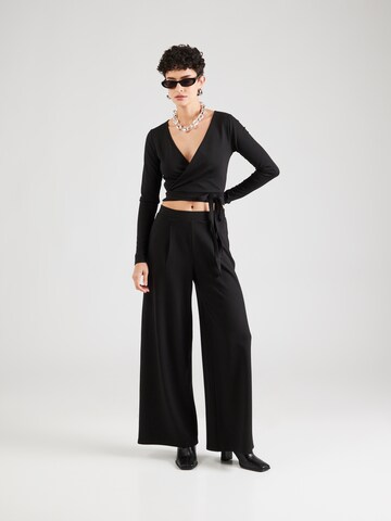 Maglietta 'Inga' di ABOUT YOU in nero
