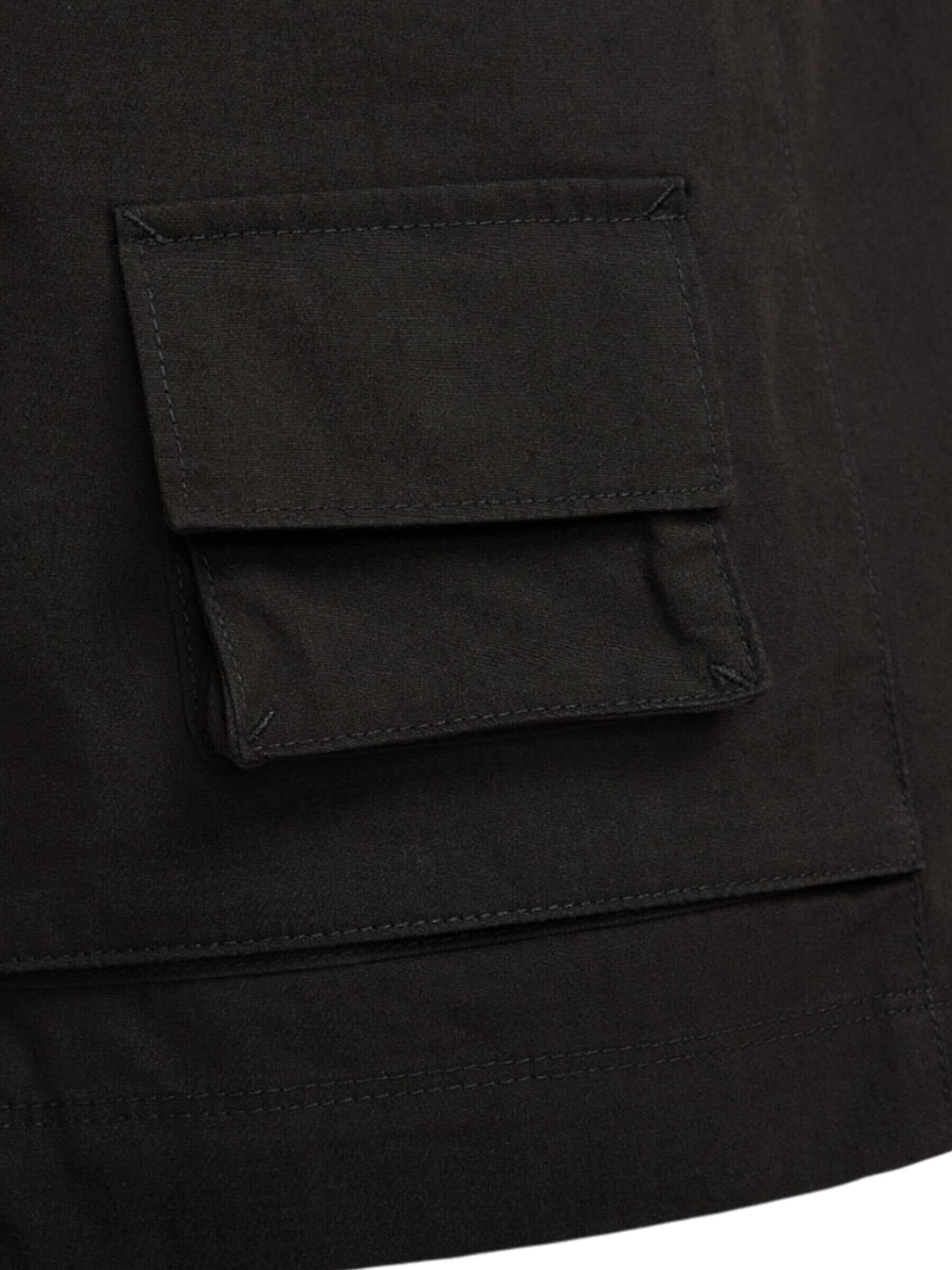 regular Pantaloni cargo 'Camp' di Nike Sportswear in nero