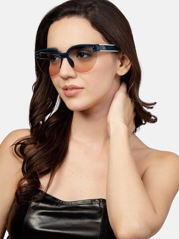 Ochelari de soare 'Cat Eye Galatea' de la AVANT-GARDE PARIS pe verde