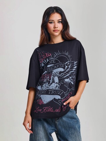Ed Hardy Majica 'Brave Hearts Stay True' | črna barva: sprednja stran