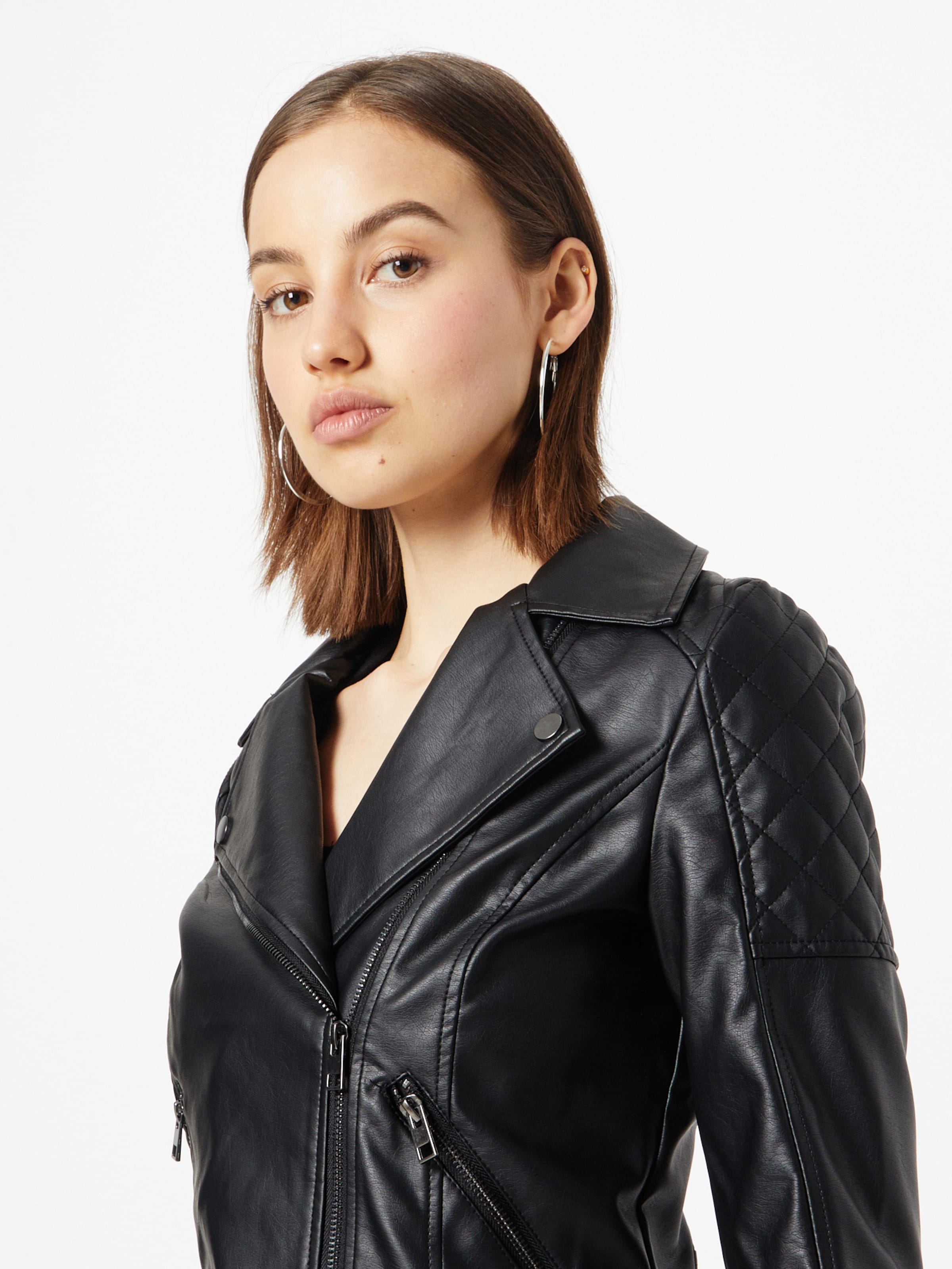 Oasis Between Season Jacket in Black ABOUT YOU